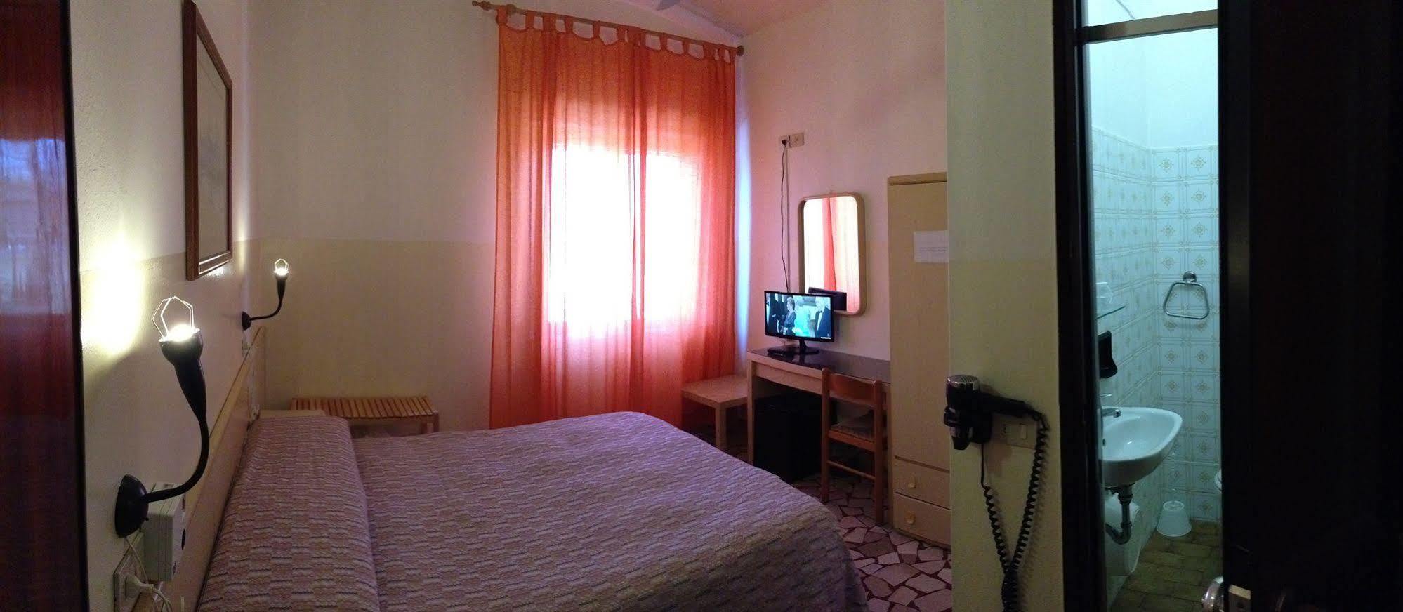 Villa Rosy Torre del Lago Puccini Eksteriør billede