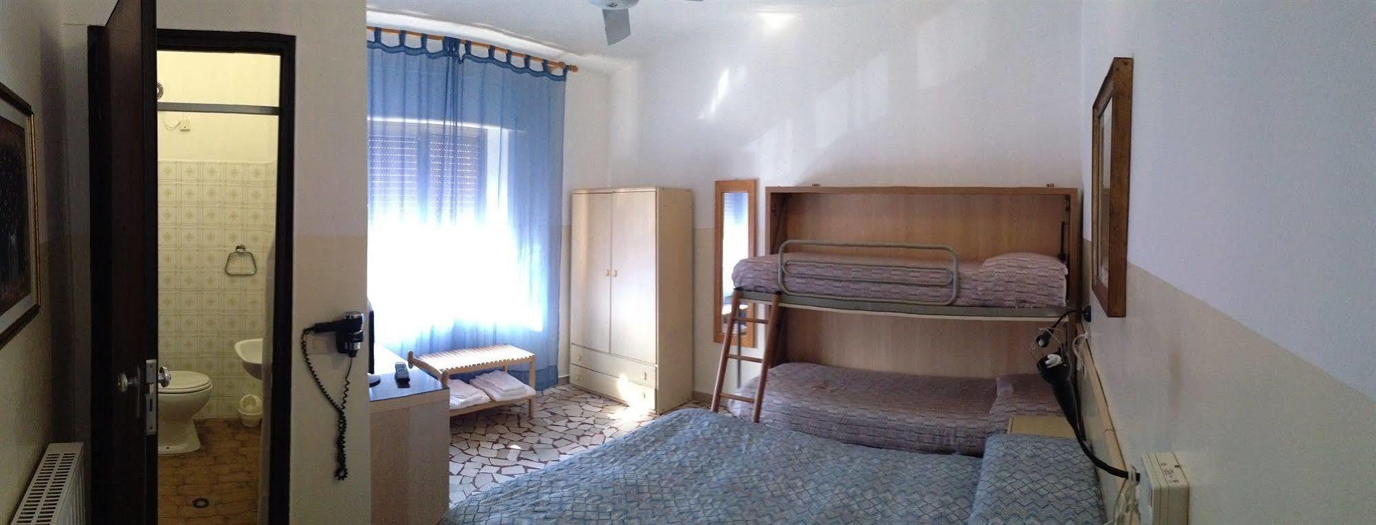 Villa Rosy Torre del Lago Puccini Eksteriør billede