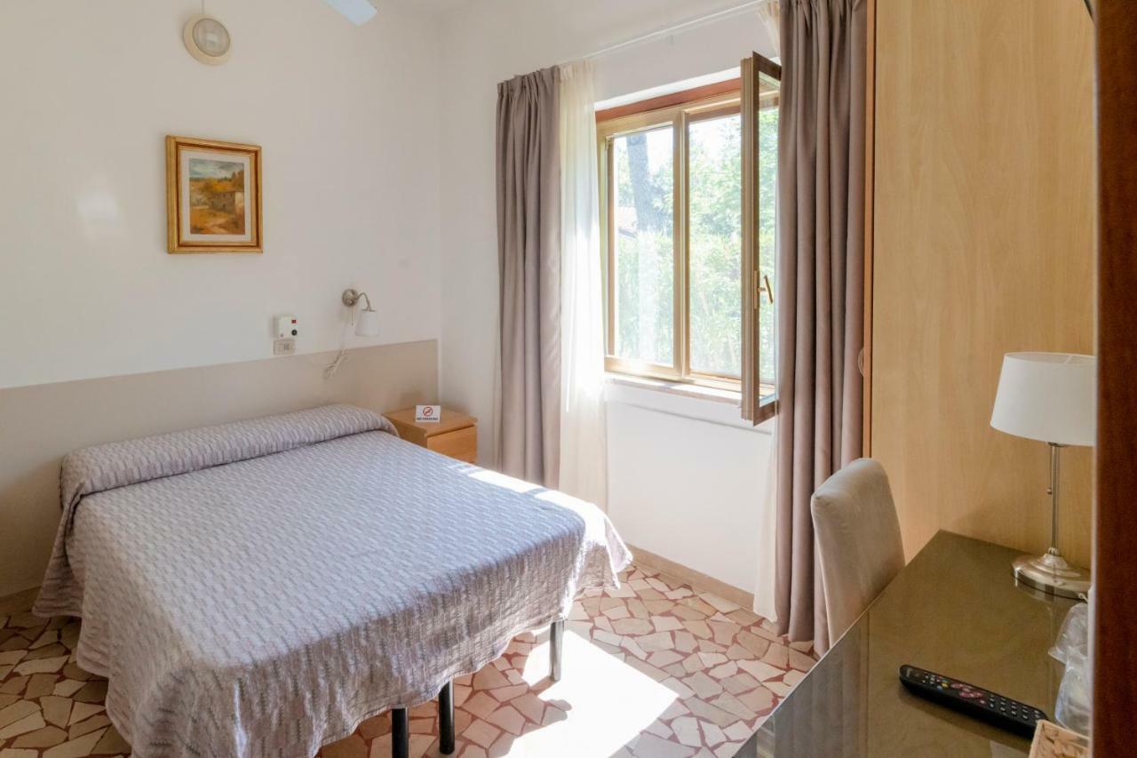 Villa Rosy Torre del Lago Puccini Eksteriør billede