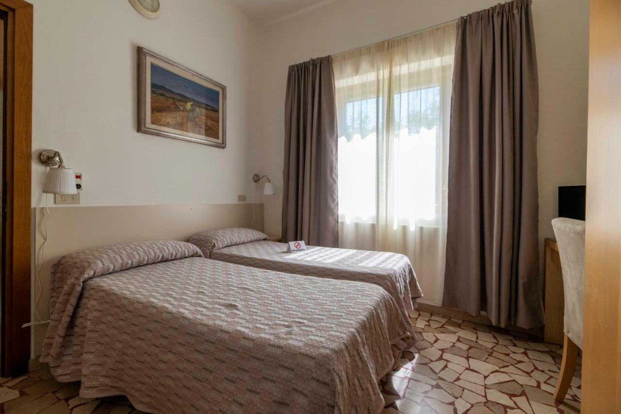 Villa Rosy Torre del Lago Puccini Eksteriør billede